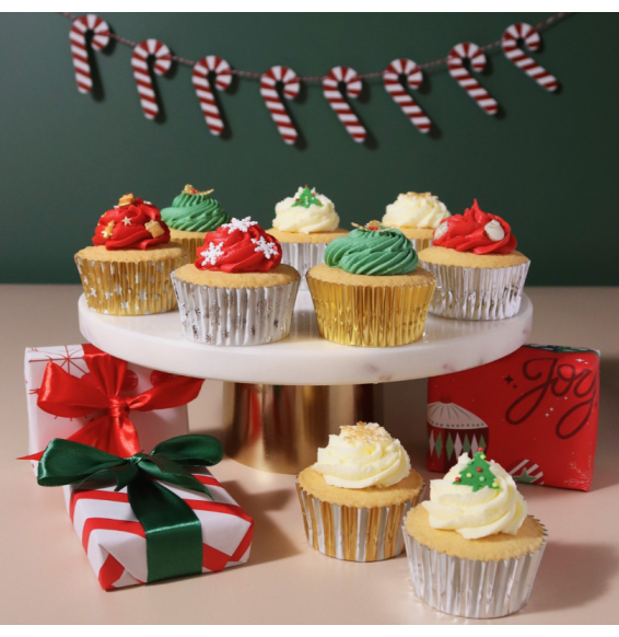 PME : Christmas Foil-lined Cupcake Cases - Metallic Gold & Silver (Pack of 100)