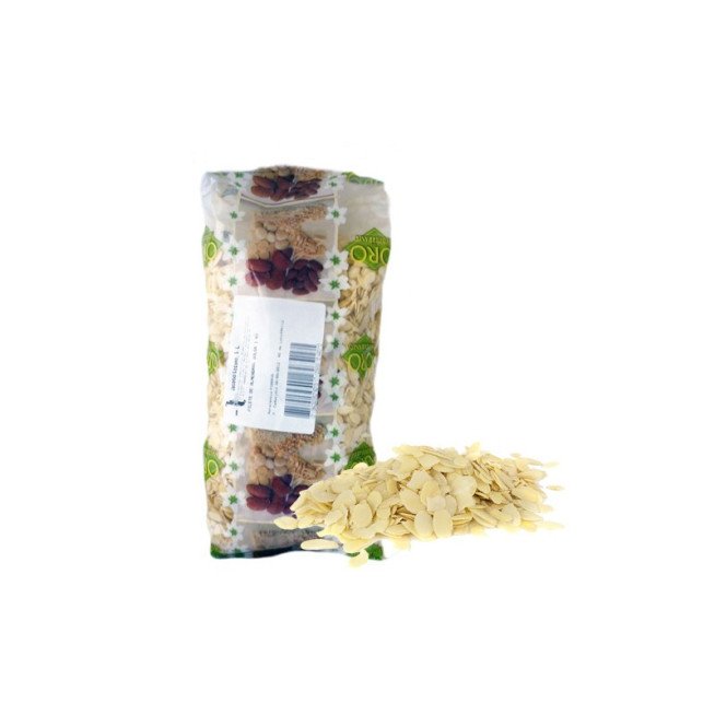 ALMOND FILLET 1 KG BAG.